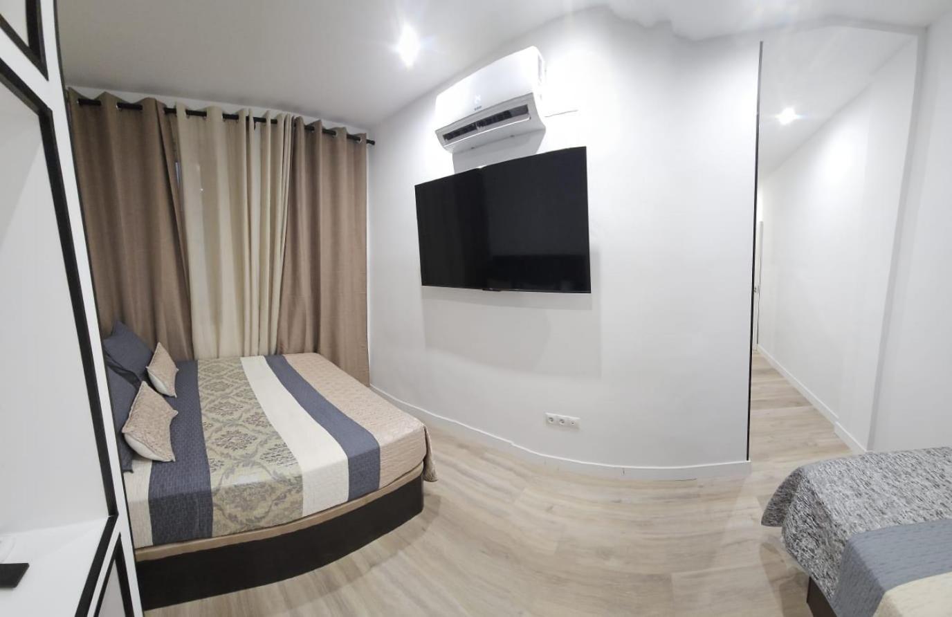 Hostal Andrea Granvia — Fotos 1